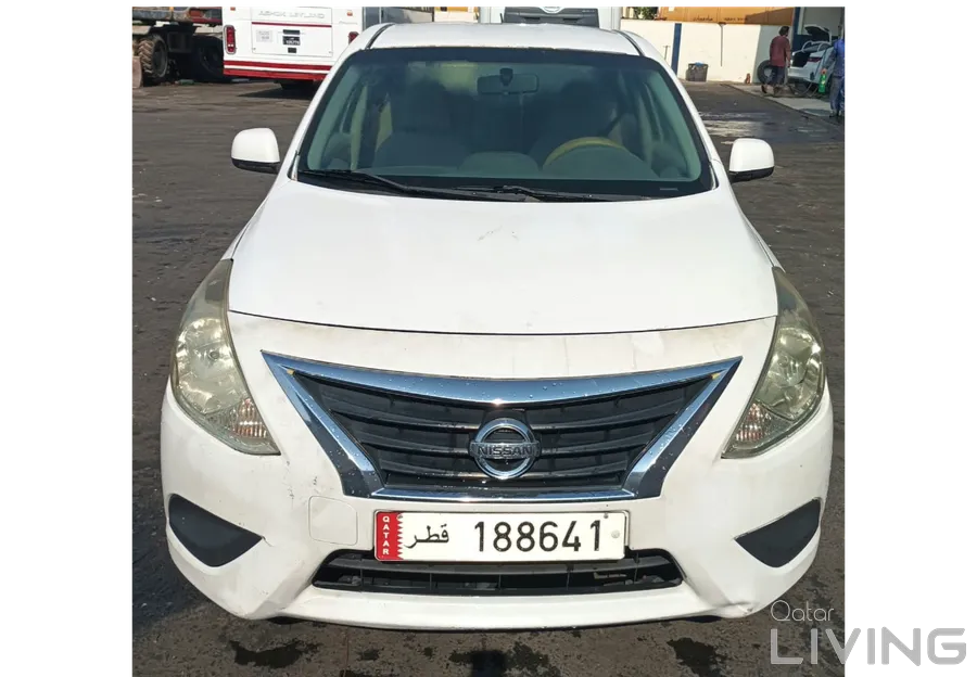 Nissan Sunny 2016